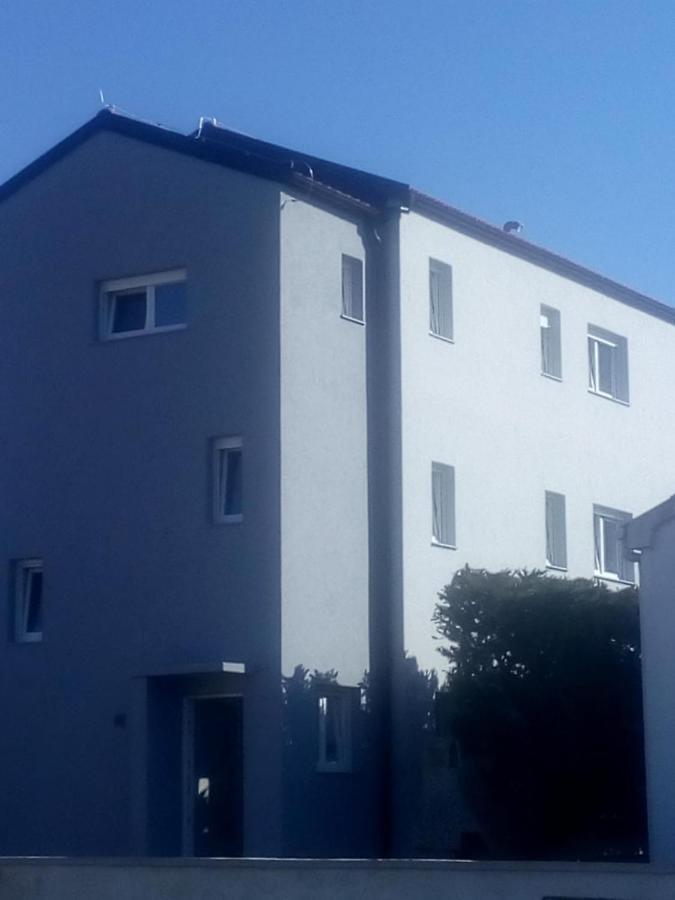 Apartmani Rebecca Vir Ngoại thất bức ảnh