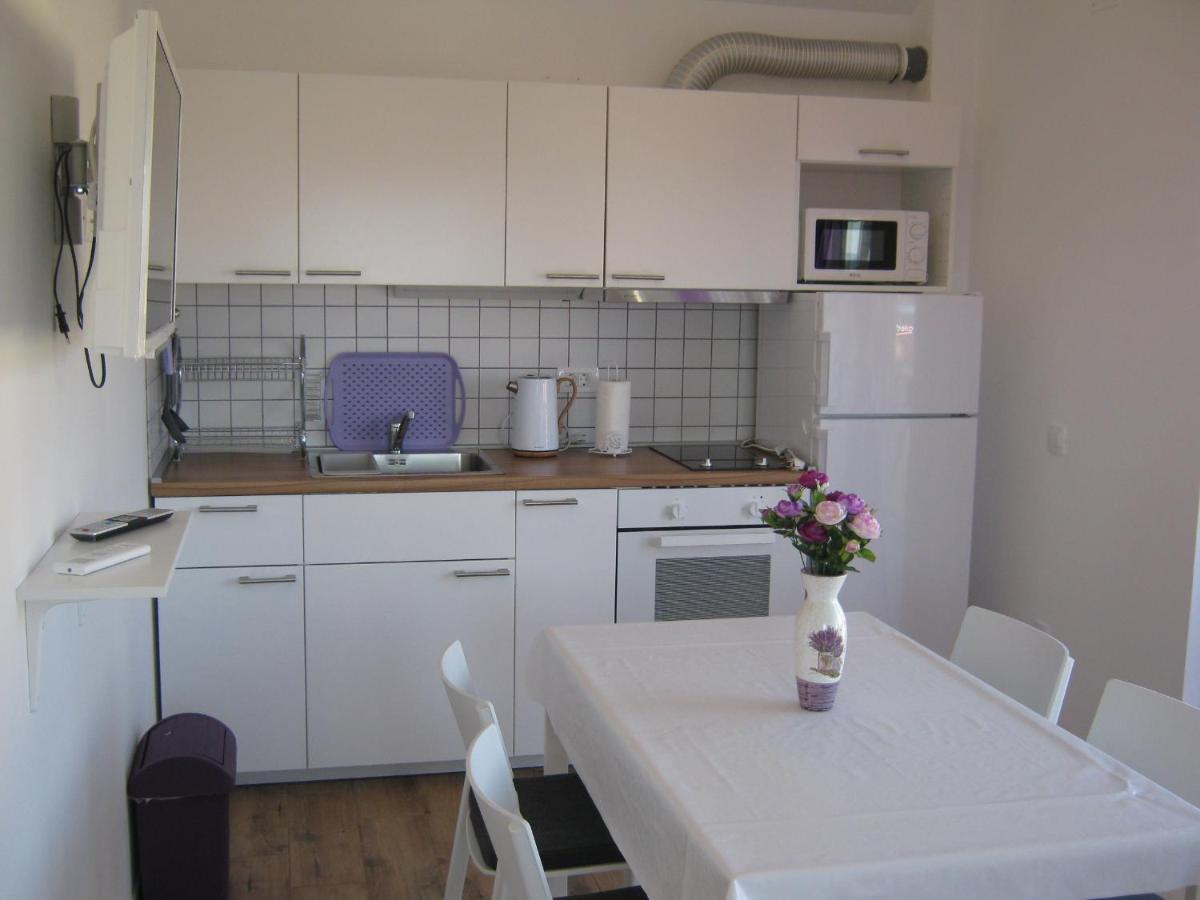 Apartmani Rebecca Vir Ngoại thất bức ảnh