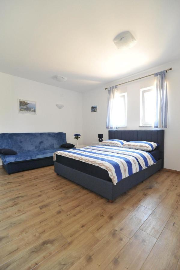 Apartmani Rebecca Vir Ngoại thất bức ảnh