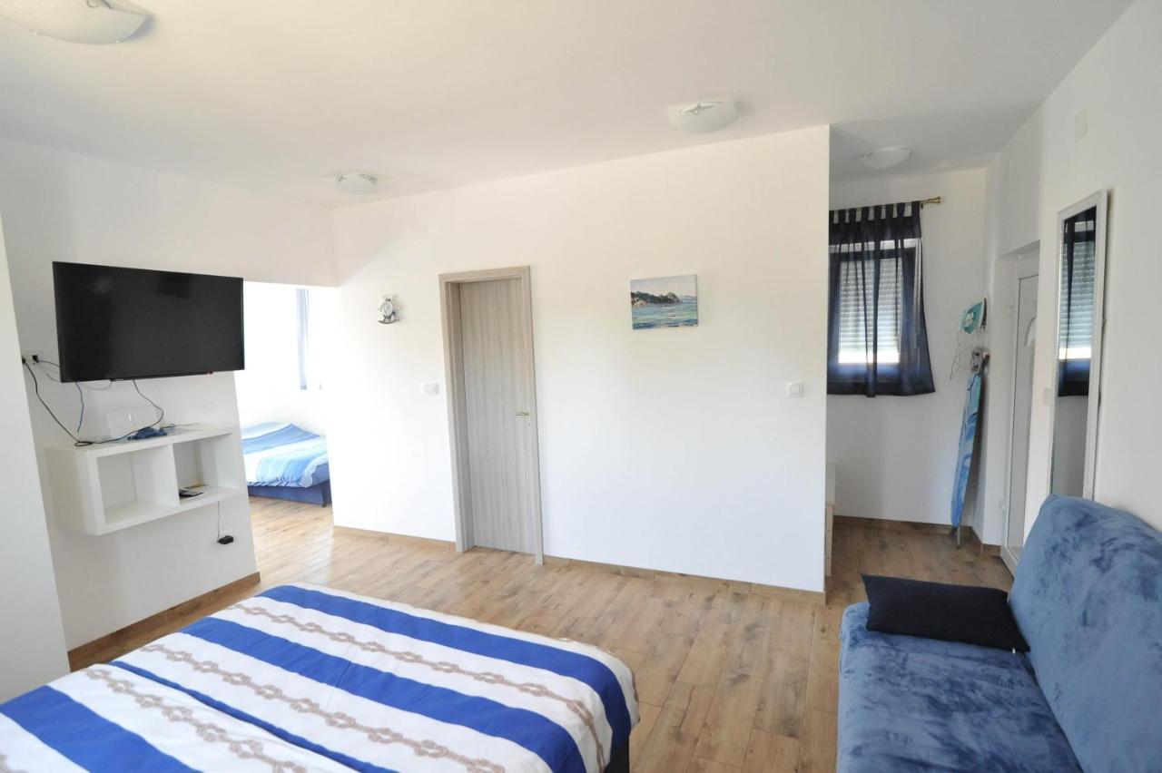 Apartmani Rebecca Vir Ngoại thất bức ảnh