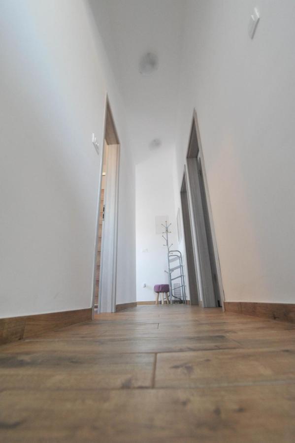 Apartmani Rebecca Vir Ngoại thất bức ảnh
