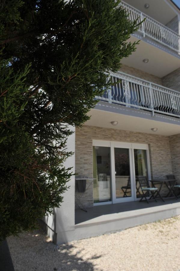 Apartmani Rebecca Vir Ngoại thất bức ảnh