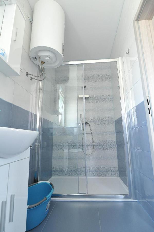 Apartmani Rebecca Vir Ngoại thất bức ảnh